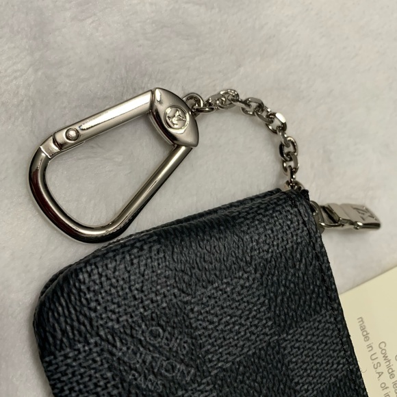āSOLDšā Authentic Louis Vuitton Key Pouch - Picture 2 of 4